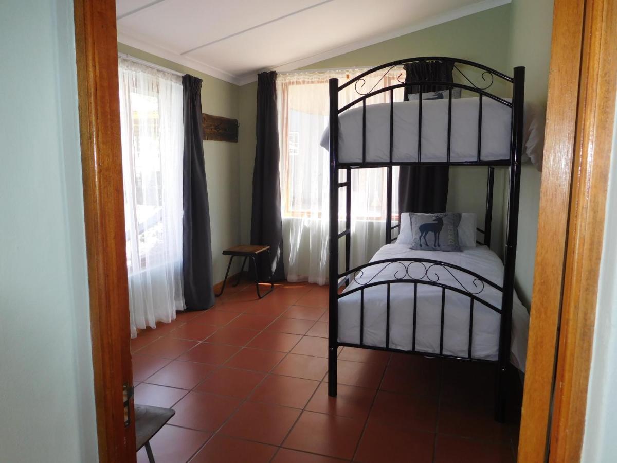 Tuinhuis Oudtshoorn Ngoại thất bức ảnh